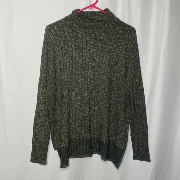 American Eagle Oversized Ribber Turtleneck Longsleeve Sweater Size M - Picture 6 of 8